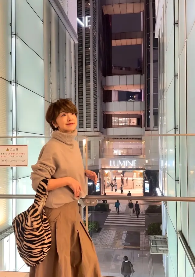 ベージュ&カーキで秋色ファッション。の画像_1