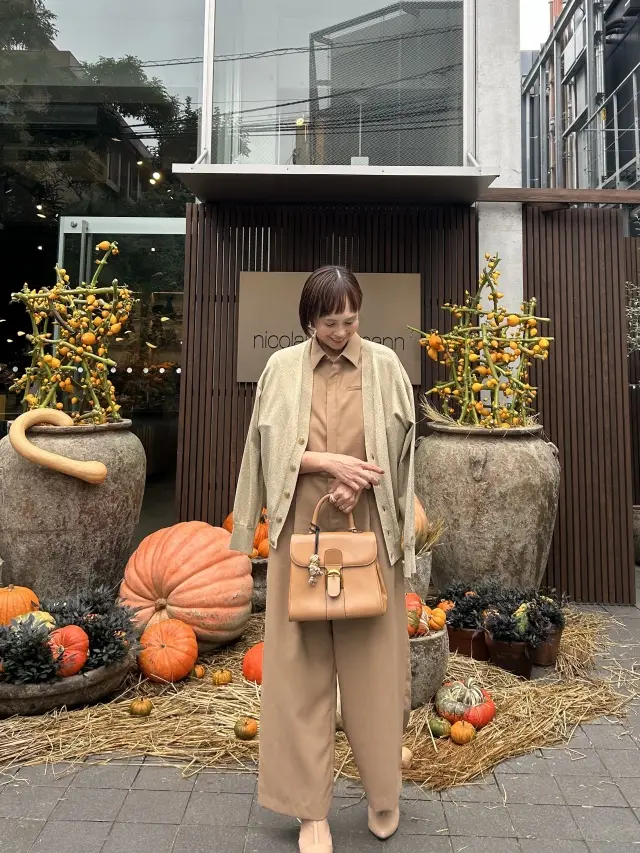 見えないお洒落も取り入れたワントーンハロの画像_1