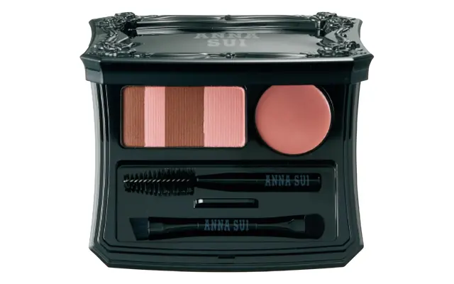 アイブロウ コンパクトBR-5 ¥4,950／アナ スイ コスメティックス