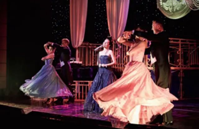 50代 大人のひとり旅 おすすめ　クルーズ　船　豪華客船　ダイヤモンド・プリンセス　独自のプロダクションショ ーをはじめエンターテインメ ントや船内プログラムも大充 実