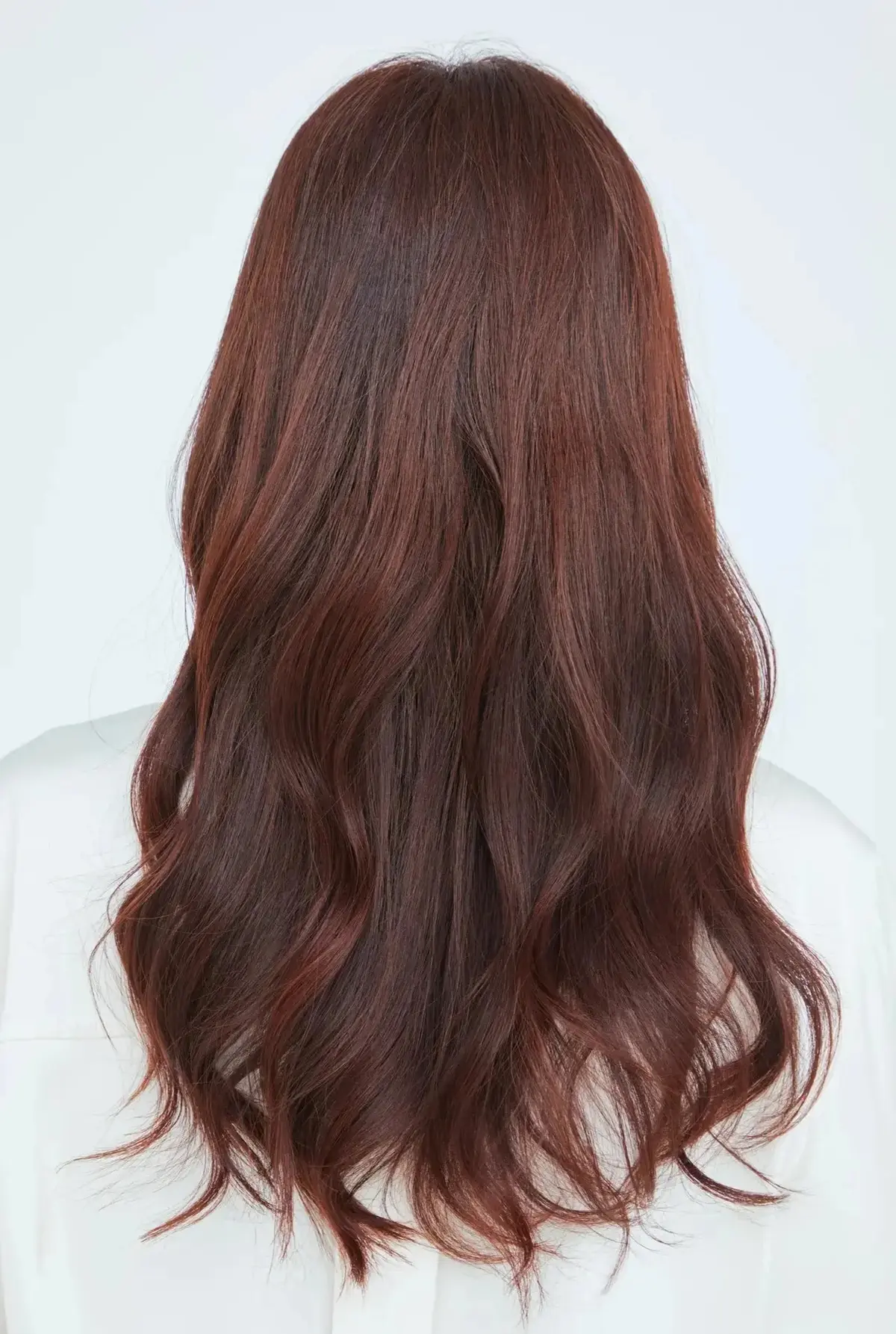 長め前髪＆上品な巻き髪ロングヘア