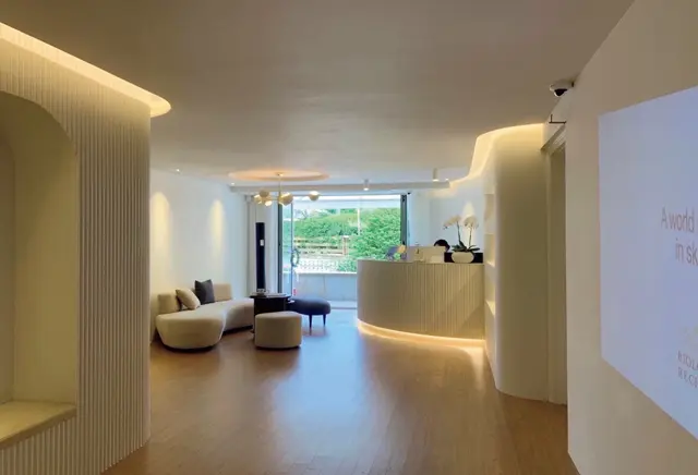 ロビーも洗練されていて広々