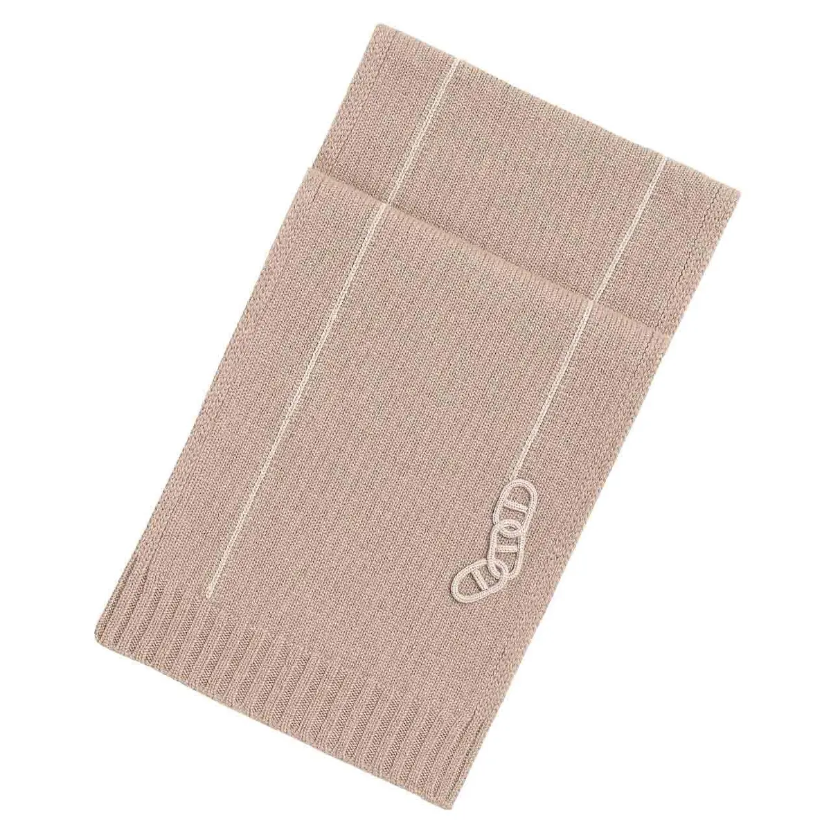 心ほどけるしなやかな風合い。 たっぷり贅沢なボリュームで カシミヤの豊かなぬくもりを謳歌