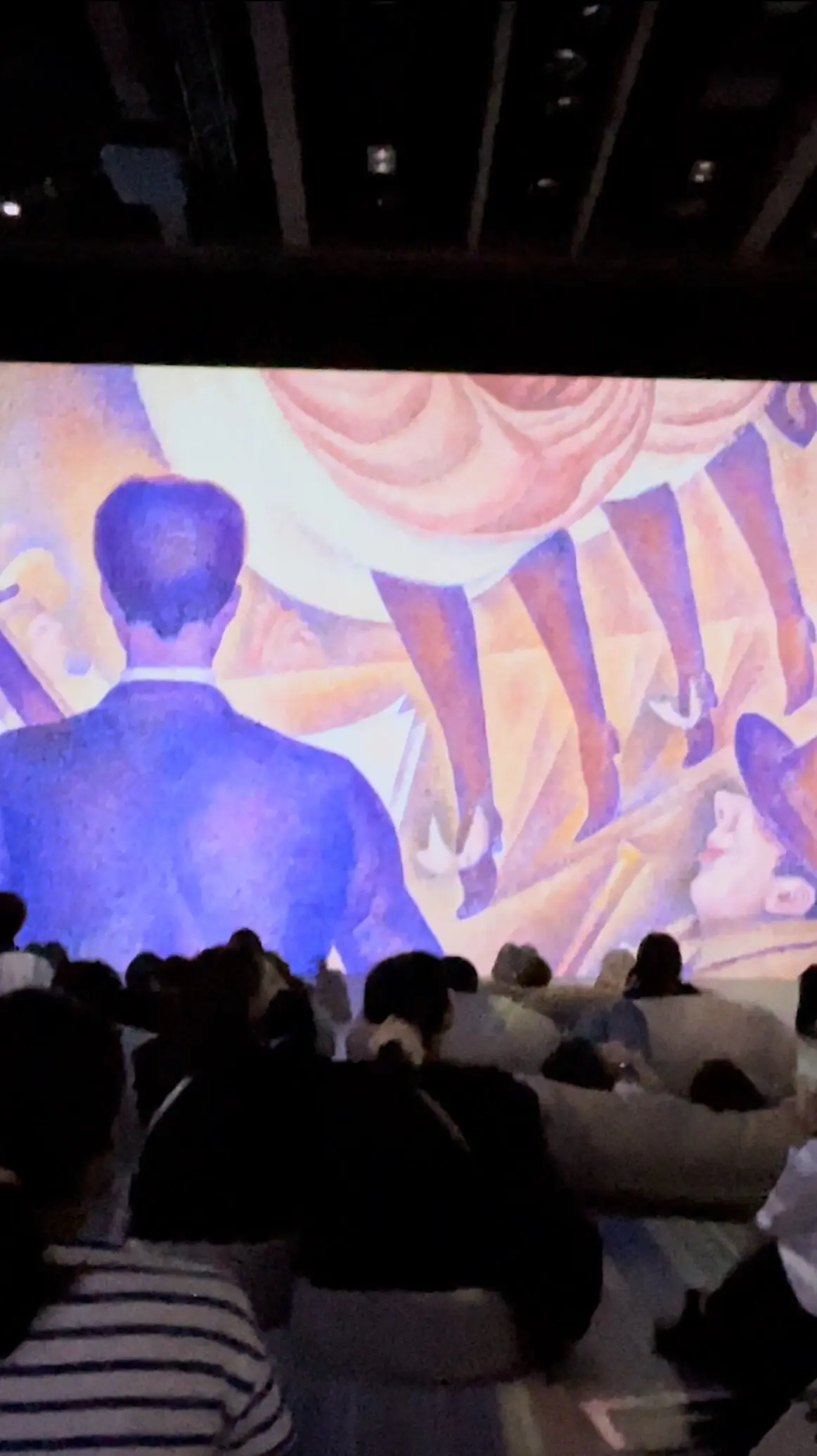 Immersive Museum TOKYO 2023、イマーシブミュージアムTOKYO 2023、ミュージアム内、映像、ジョルジュ・スーラ、点描写、ポスト印象派、印象派