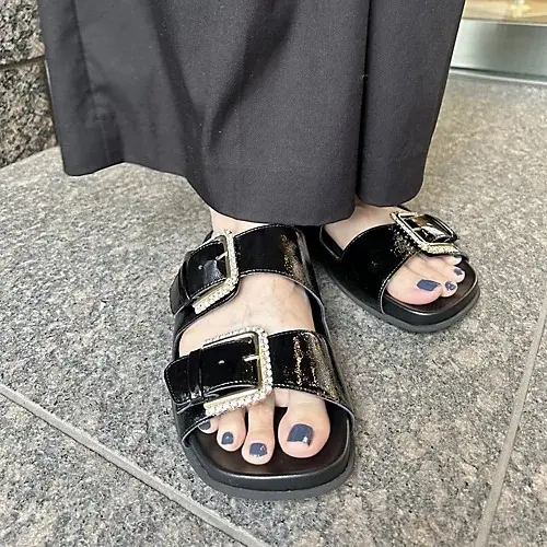 【50代 サンダル】足元からスタイルを格の画像_34