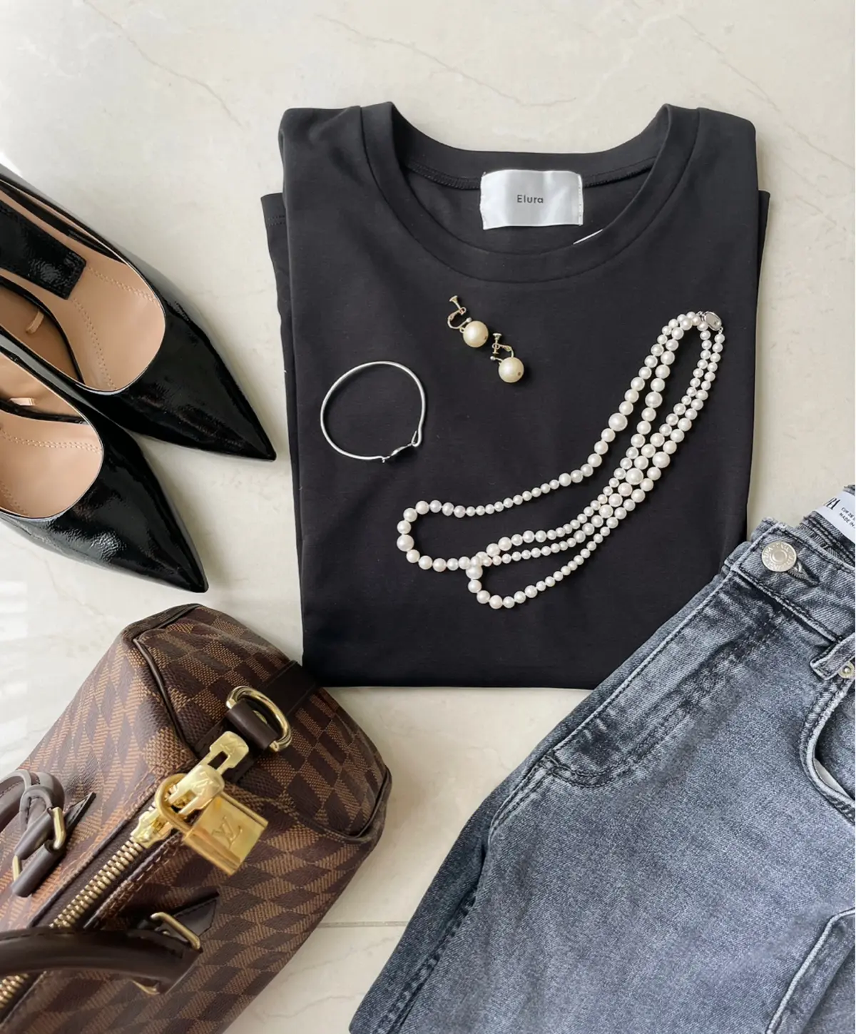 パールをプラスしてデニムスタイルを格上げの画像_2