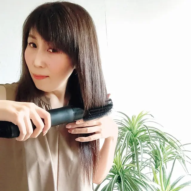 ブローの仕上げにマスト。 傷みやすい毛先にツヤが復活！