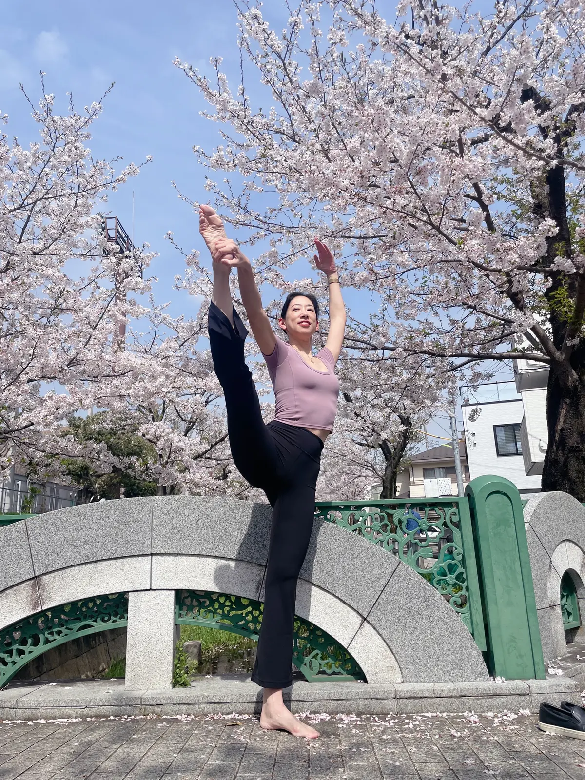 【春のおでかけ①】桜とブリッジの画像_2