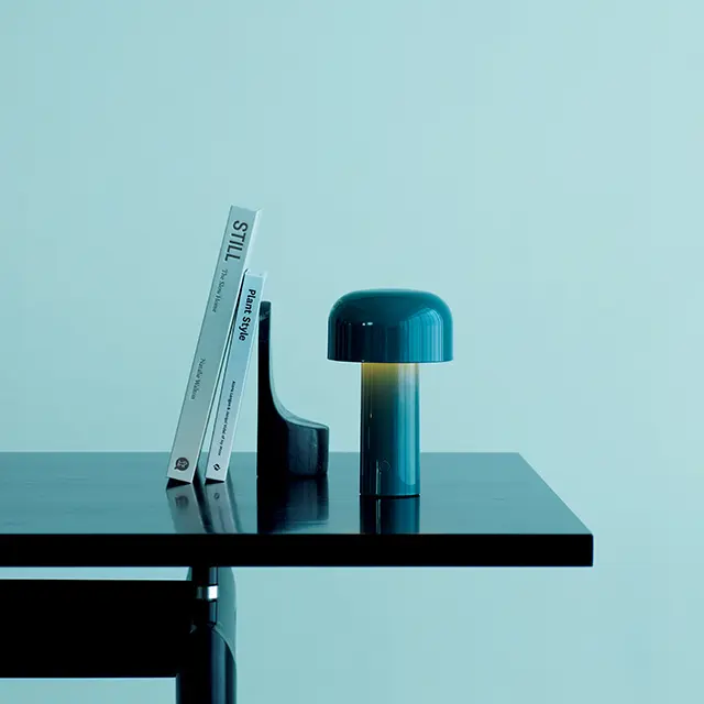 ワイヤレステーブルランプ