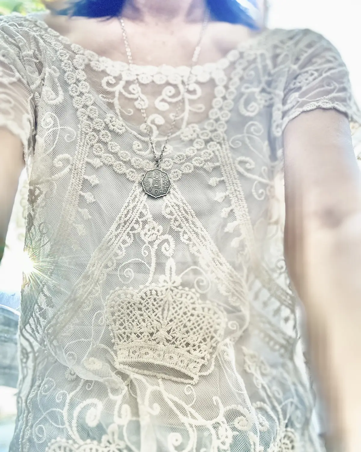 アンティークレーストップスで、海と森戸神の画像_3