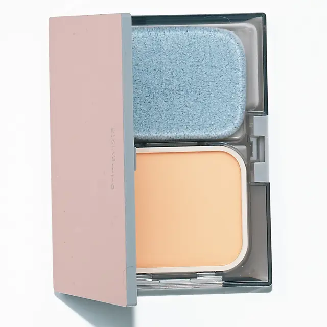 プリマヴィスタ ダブルエフェクト パウダー SPF25・PA++ ￥4,730（編集部調べ）／花王