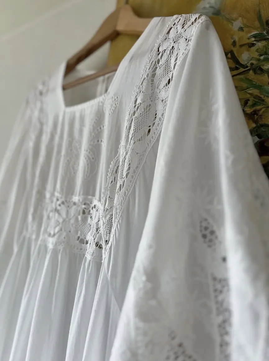 レースワンピースで日本民藝館の画像_6