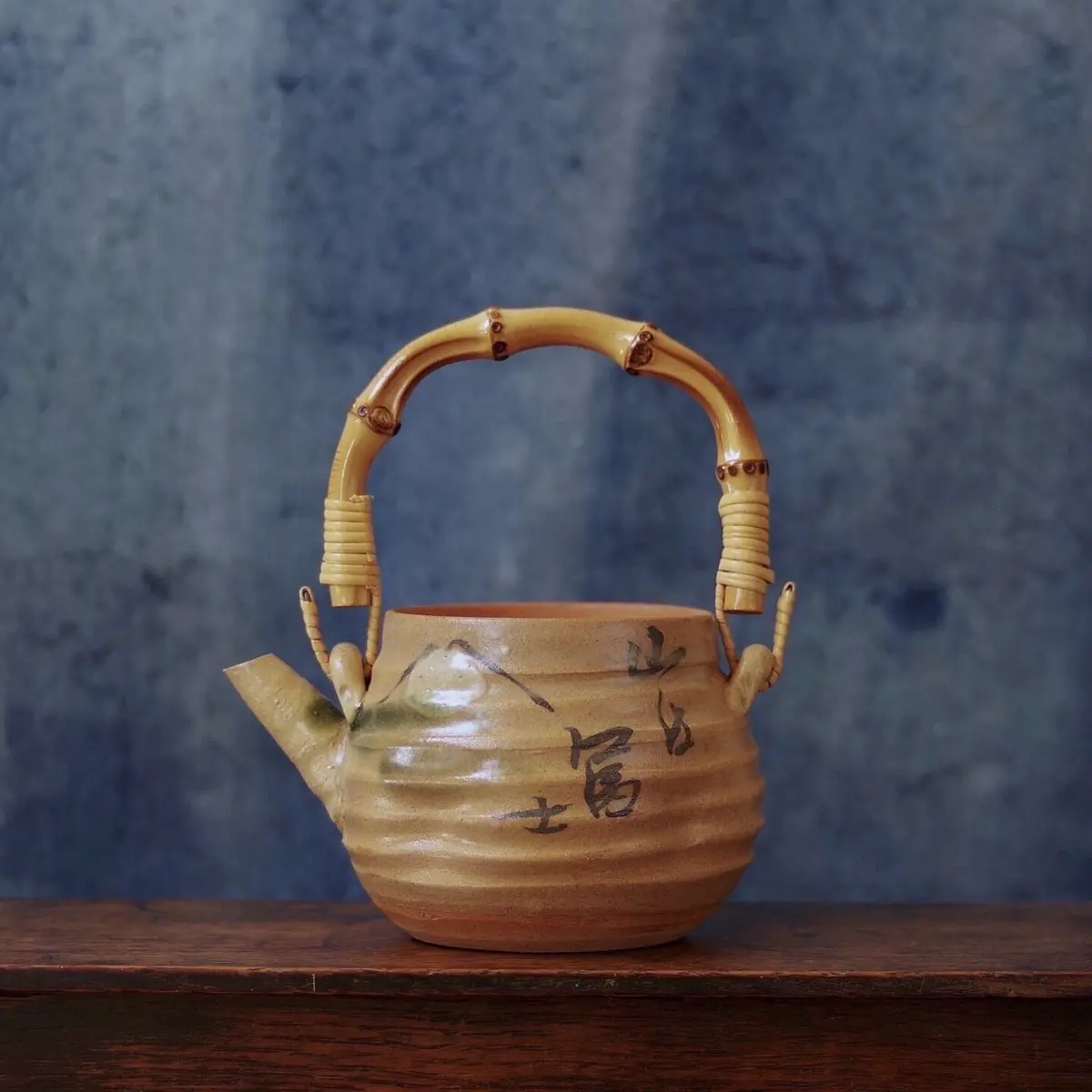 静岡駅　汽車土瓶　お茶　駅弁