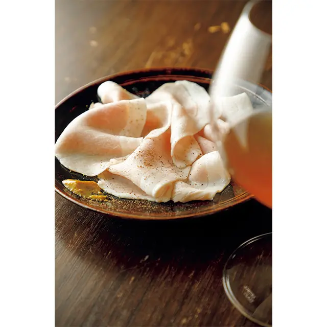 「自家製ロースハムとレストラン『cenci』の柚子こ しょう」￥790　