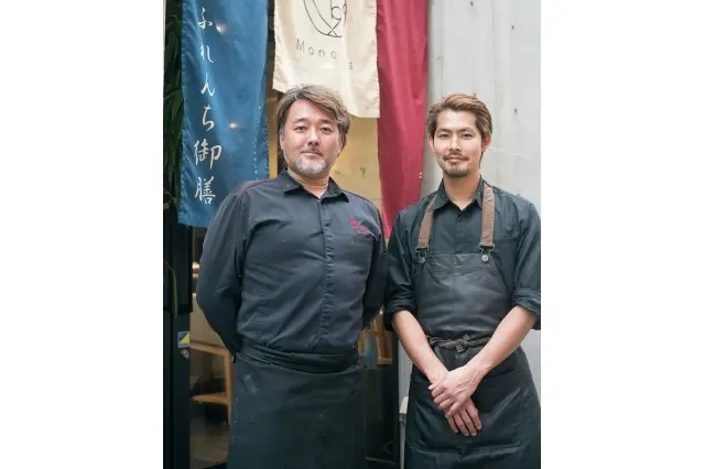 オーナーの石井剛シェフ（左）とお店を任されている仕名野吉宗シェフ