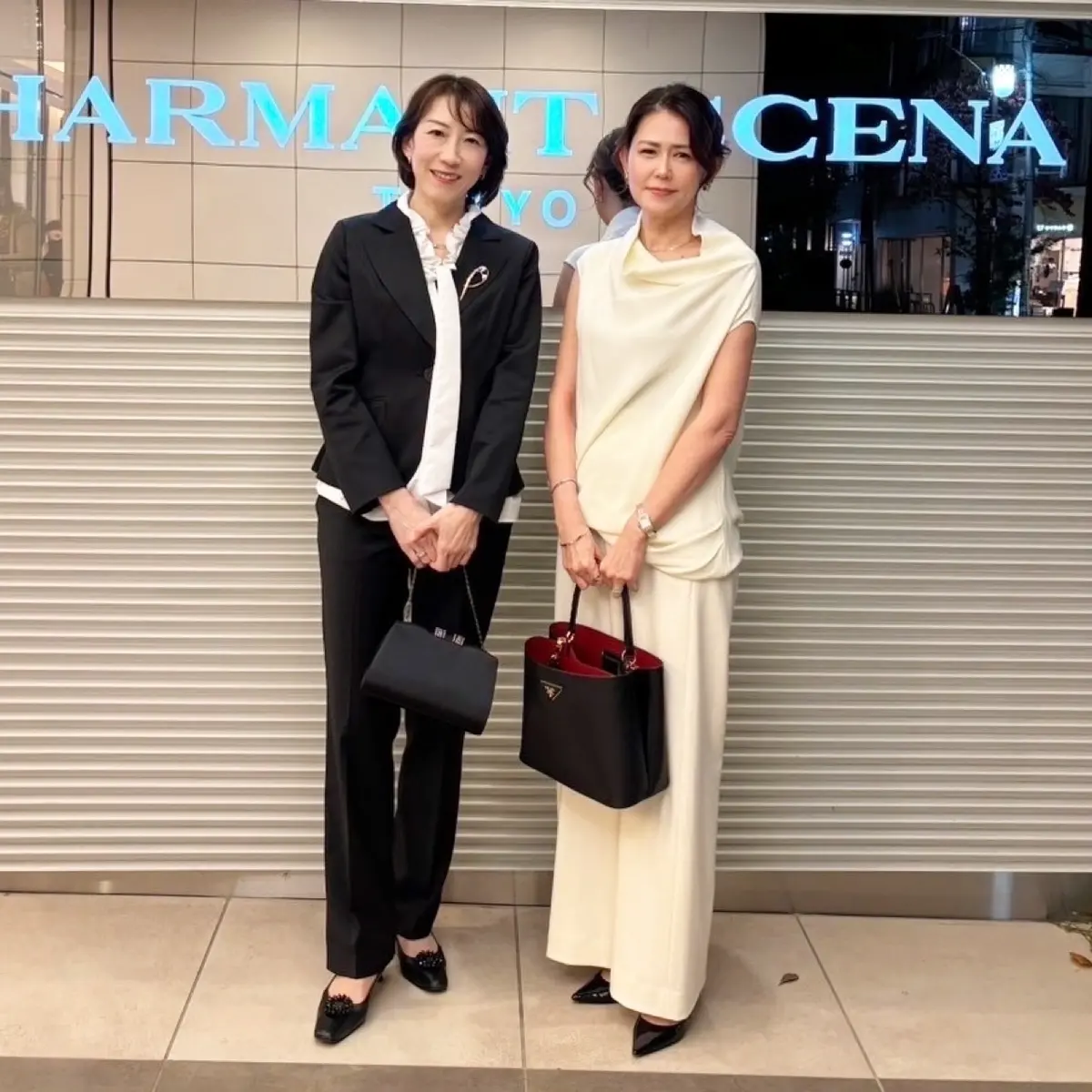 白コーデで「ソワレ・ドゥ・エクラ」への画像_6