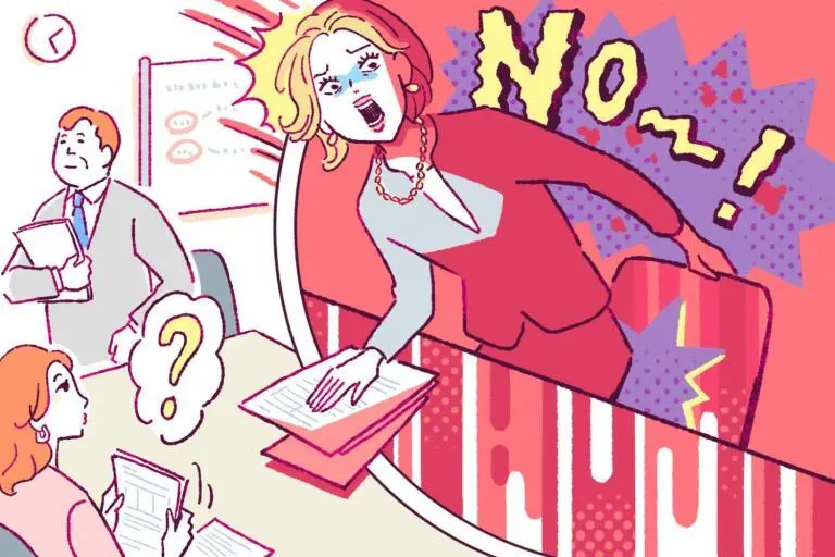 OurAge×Webエクラ　イスから立ち上がったら下半身が真っ赤