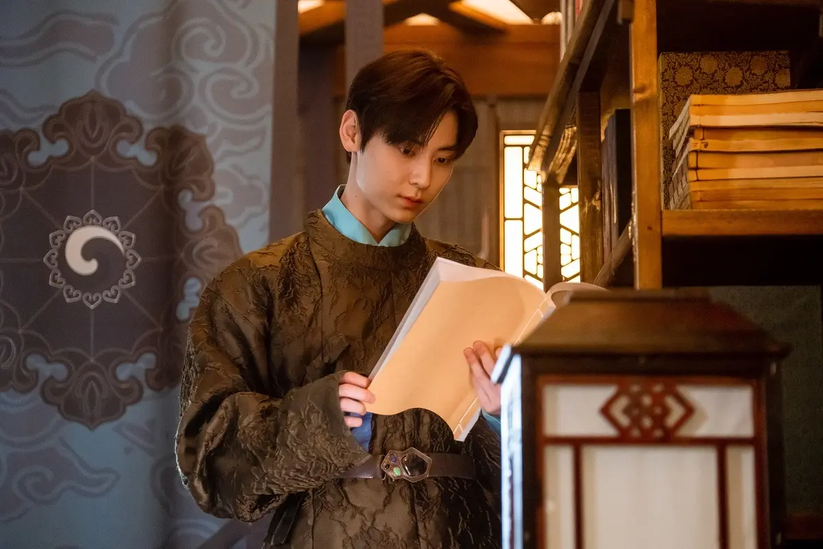 「還魂」のミンヒョン