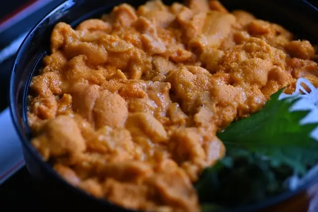 赤ウニ丼（エゾバフンウニ）