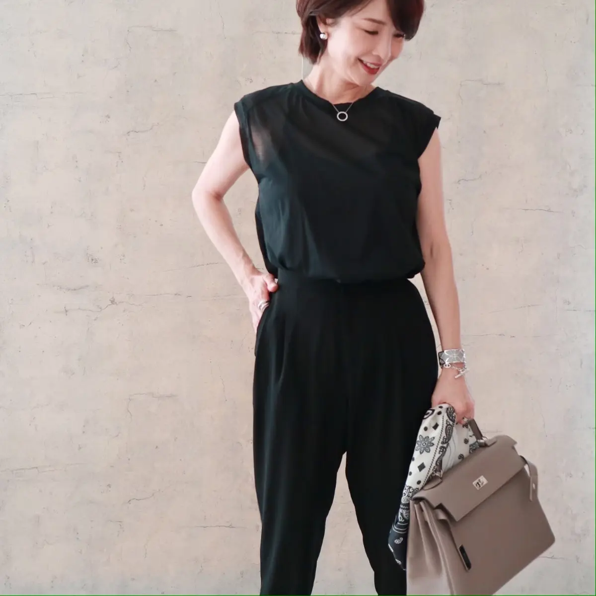 ブラック　セットアップ　