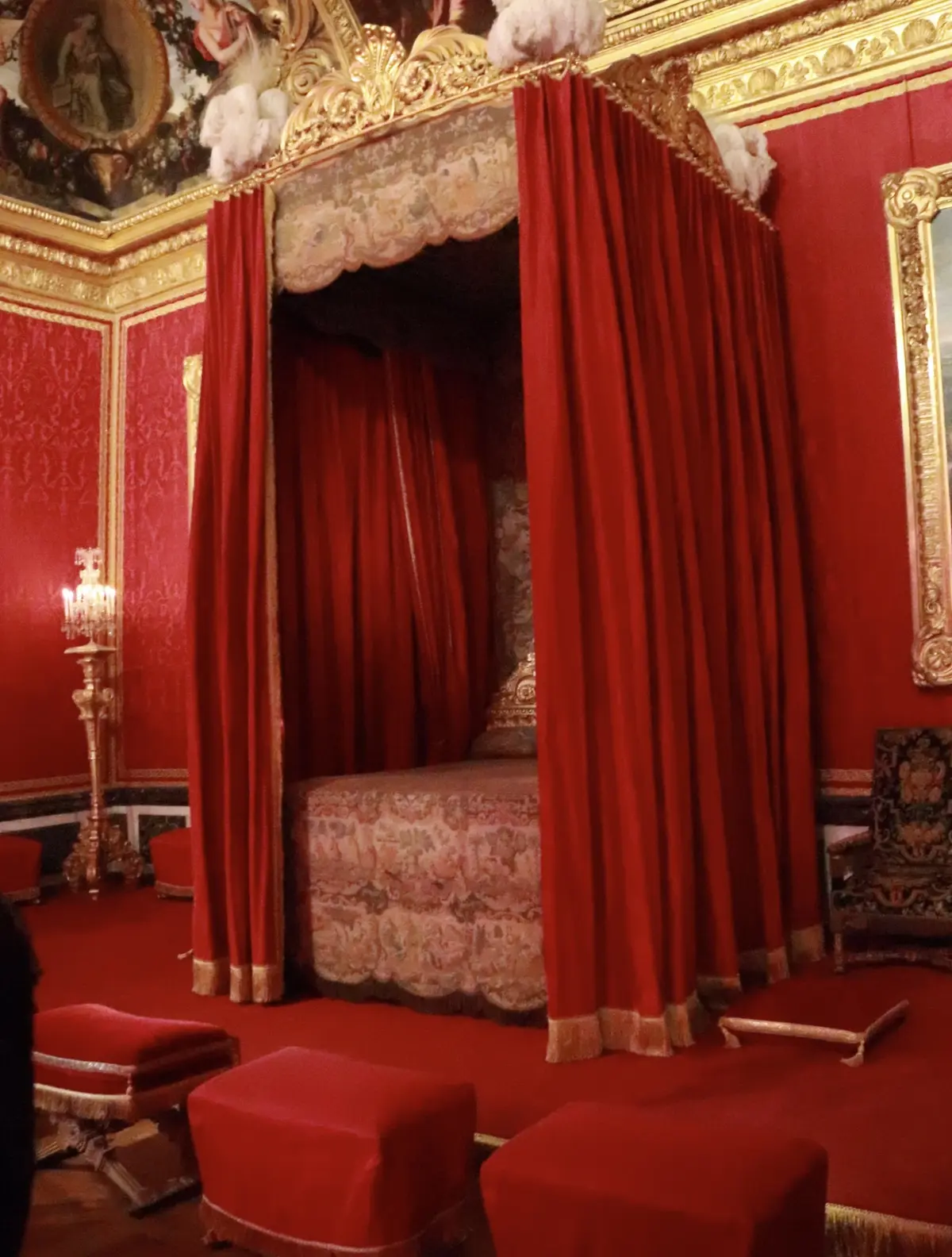 ヴェルサイユ宮殿　パリ