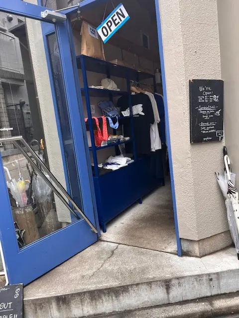 表参道、代々木公園あいにくのお天気で桜をの画像_6