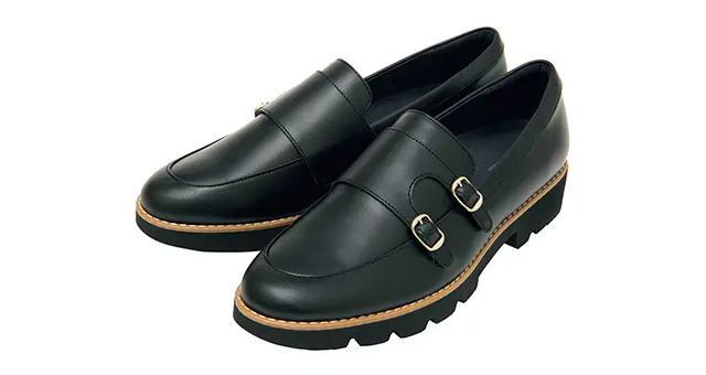 ●靴「ペダラ ソフトラギッド」￥31,900／アシックスジャパン（ペダラ）