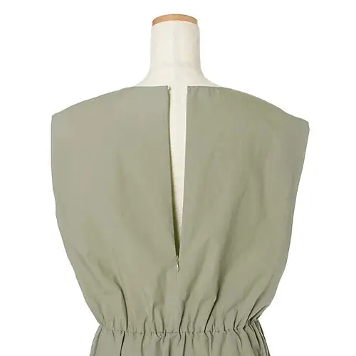 大人に似合うノースリーブをピックアップ！の画像_4