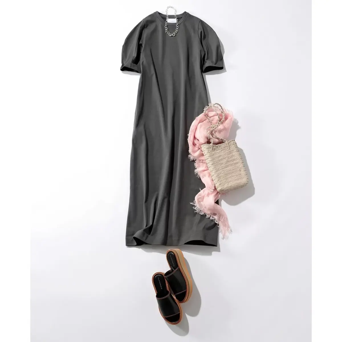 【50代 夏コーデ】夏の毎日を気持ちよくの画像_13