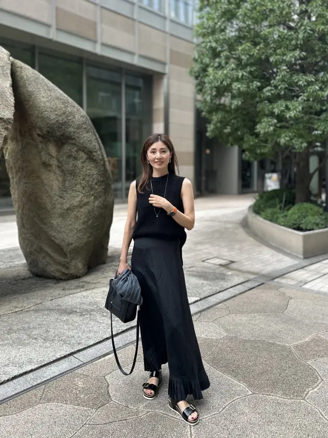 夏のブラックコーデとパレスホテル東京の期の画像_10