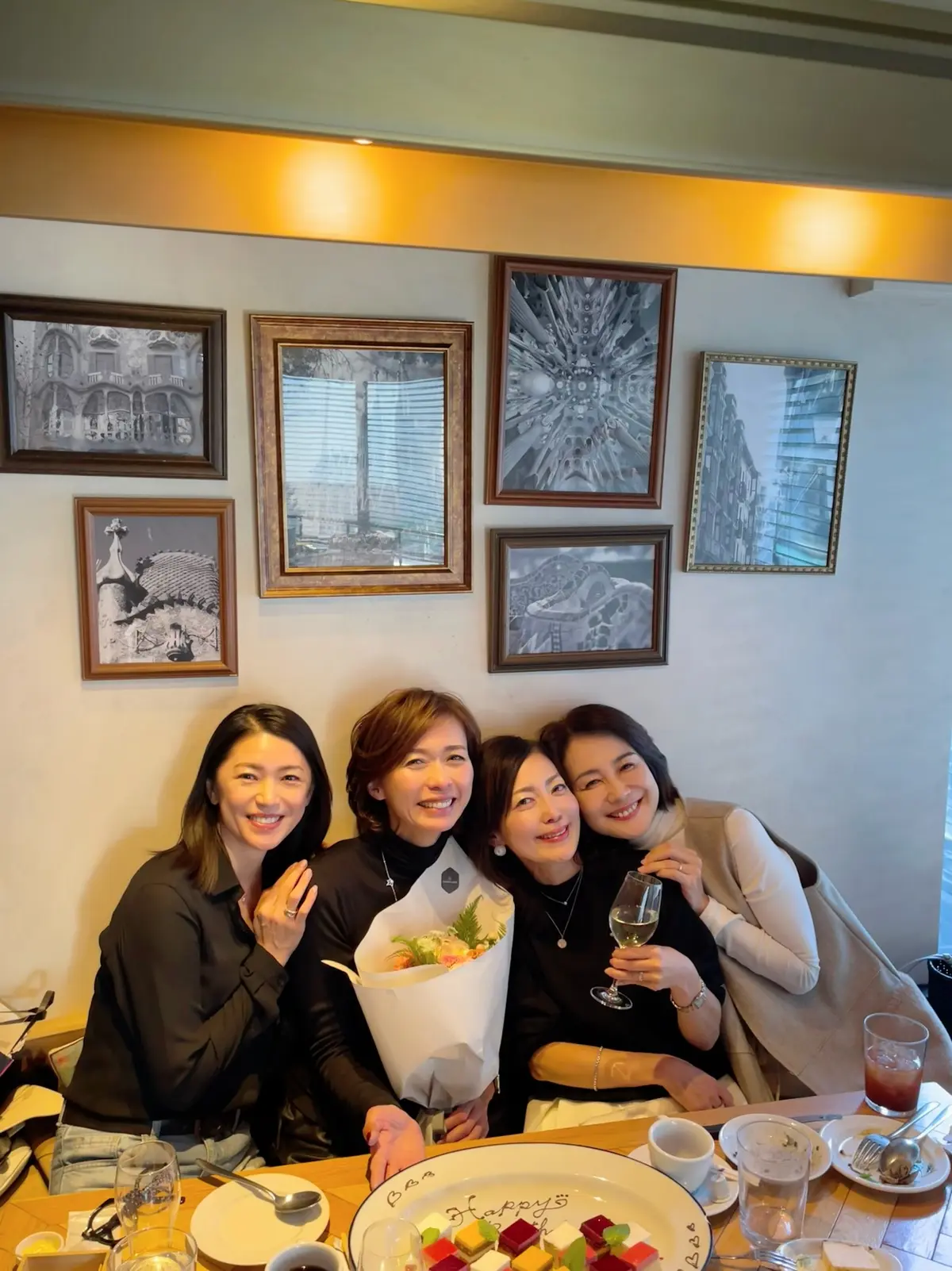 秋のモノトーンで華組ランチの画像_5