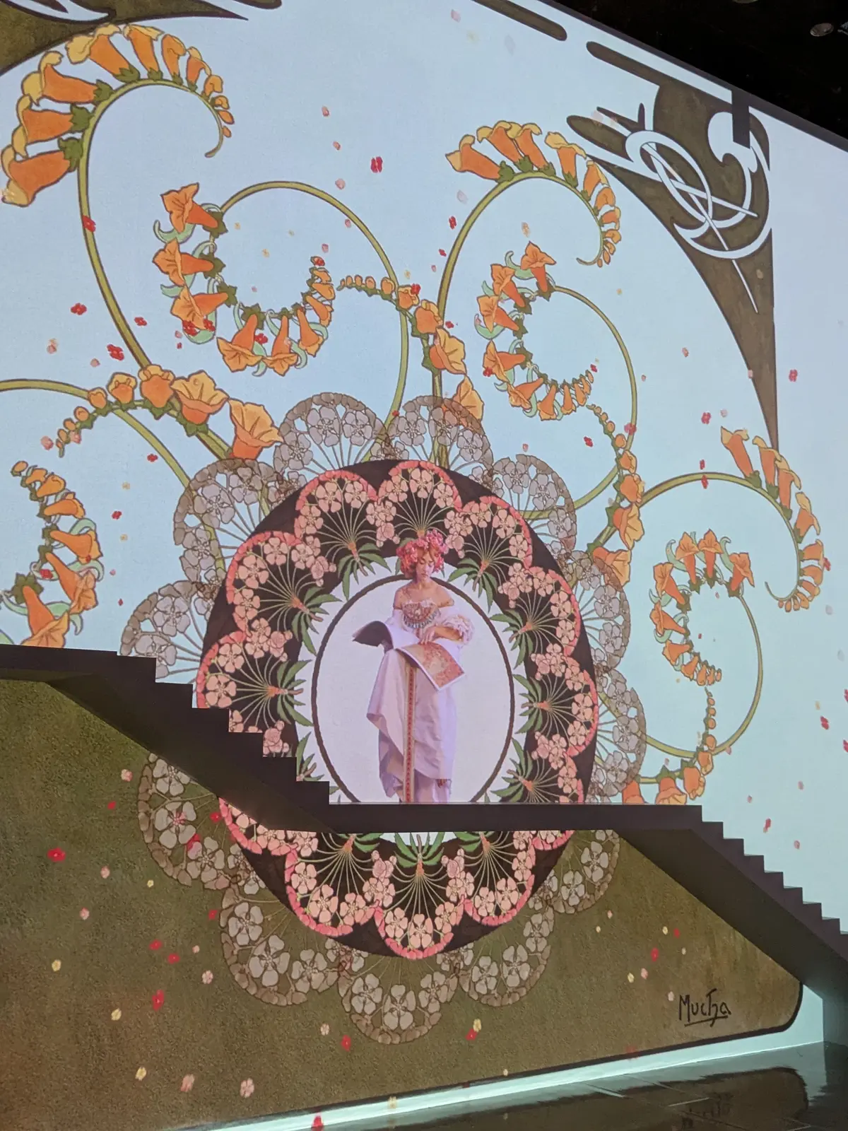 グラン·パレ·イマーシブ《永遠のミュシャの画像_4