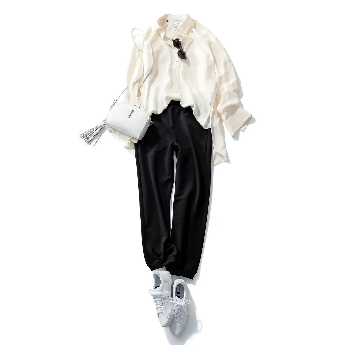 旬のトップス＋ゆるパンツでつくる！50代の画像_1