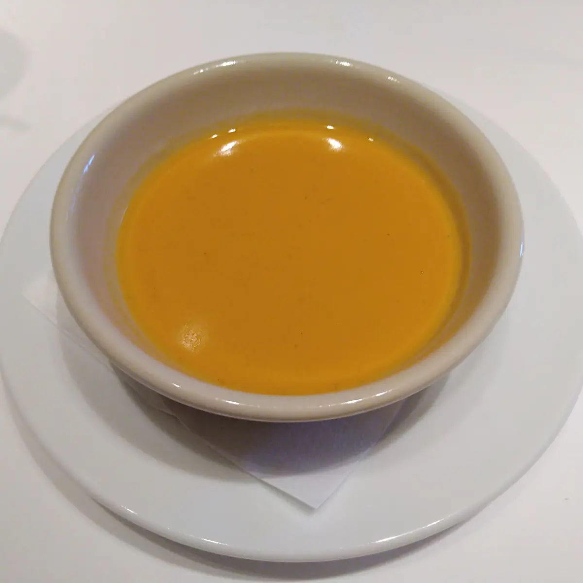 ロブスタービスク