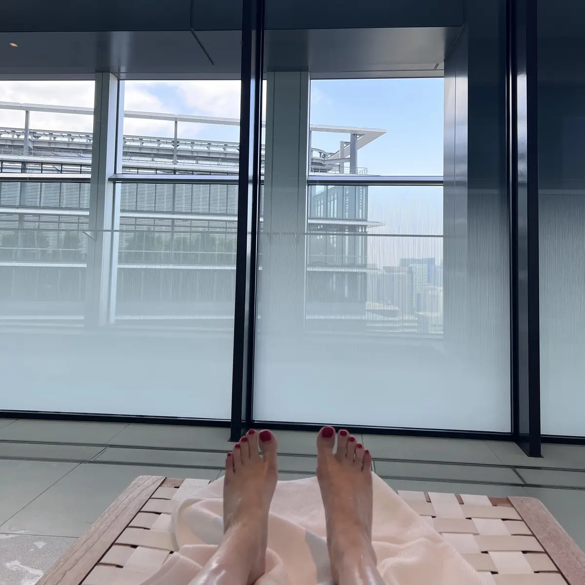 アンダーズ 東京　AO スパ＆クラブ　プール