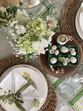 白がメインのお花