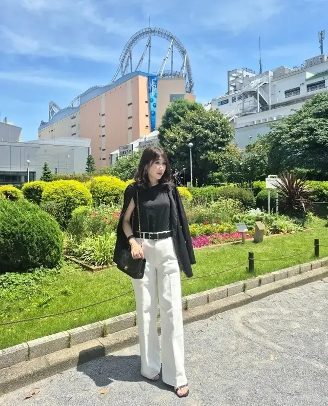 白ワイドデニム１