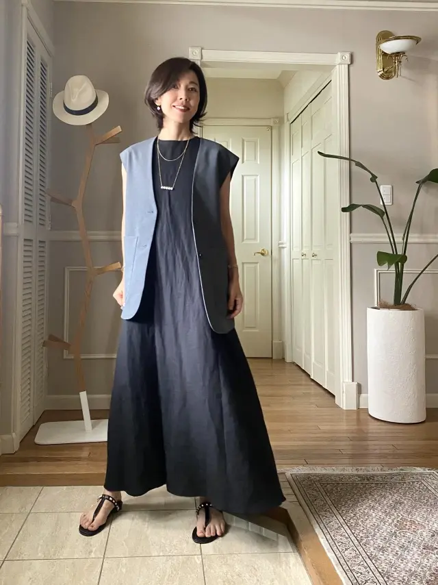 E by eclat 「深Vネックきれいの画像_3