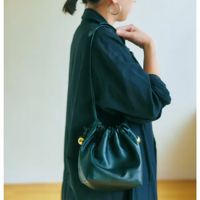 ジルサンダーの黒バッグ