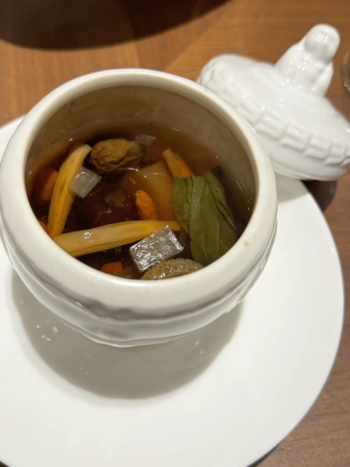 カントニーズ　燕