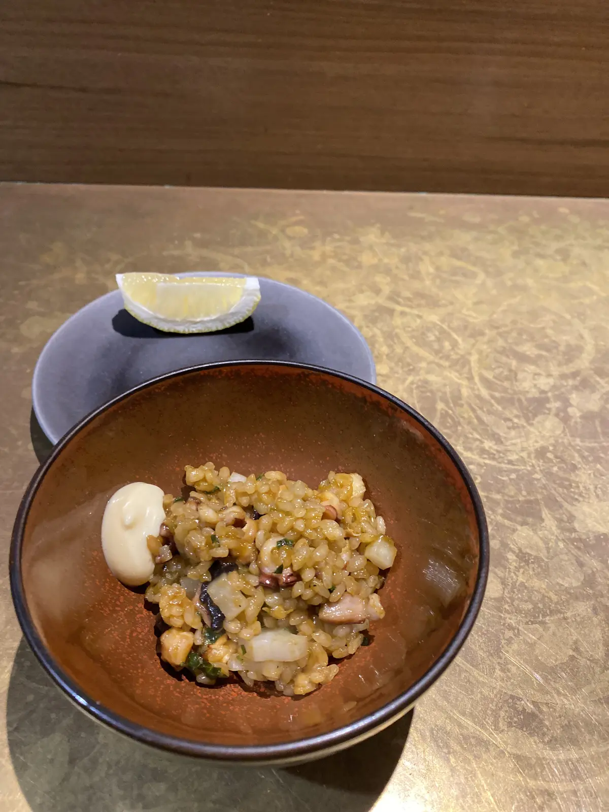 魚介の旨みが詰まった看板メニューパエリア