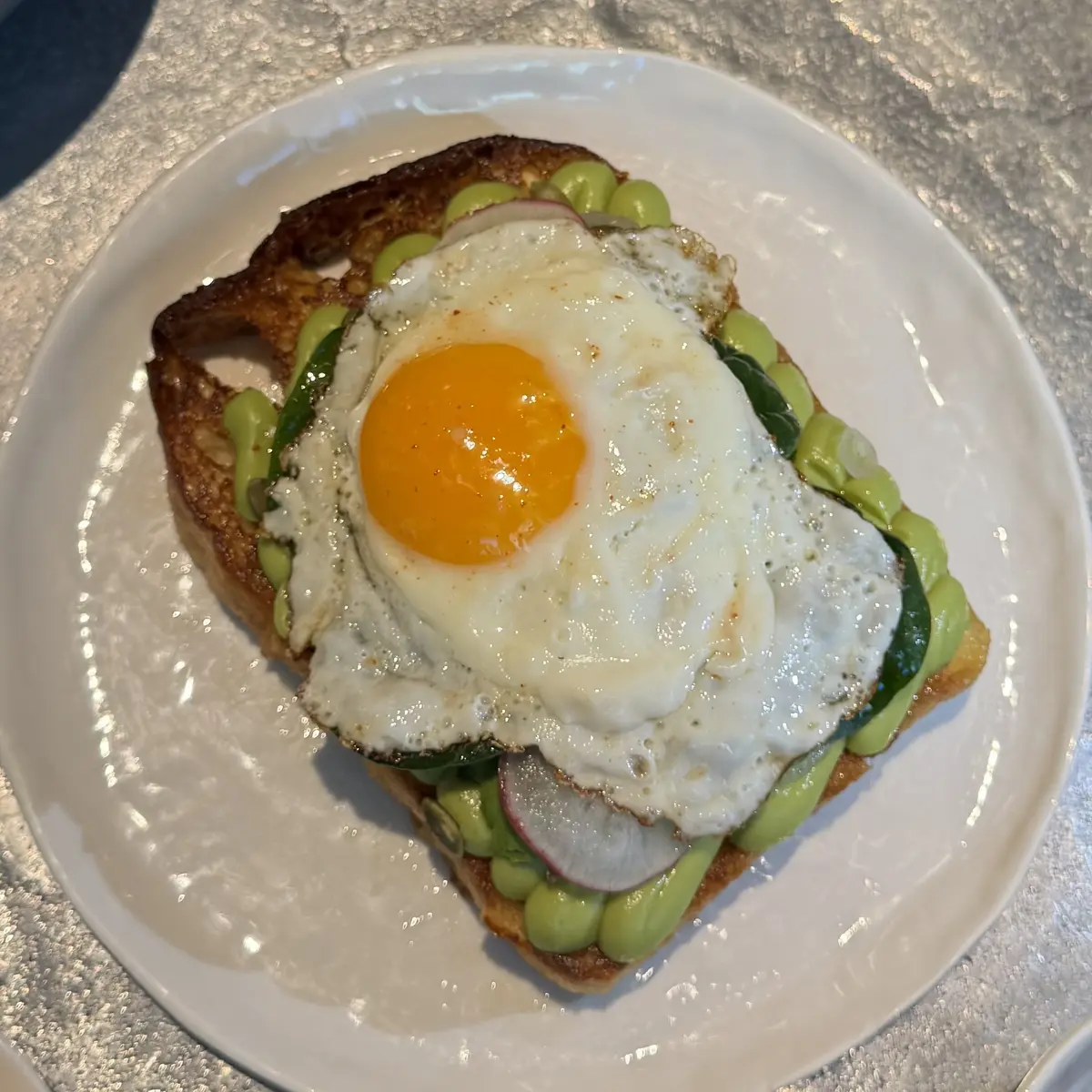 アボカドトースト