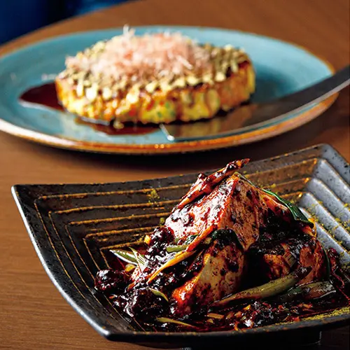 フードホール内「中華料理 空心」麻婆豆腐￥1,000、「tanpopo」豚玉￥950