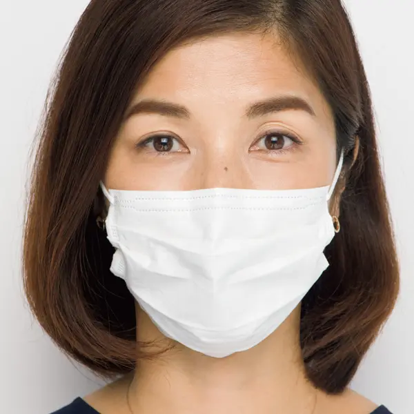 ファンデーション＋コンシーラーだとノイズが消えて、明るい印象に