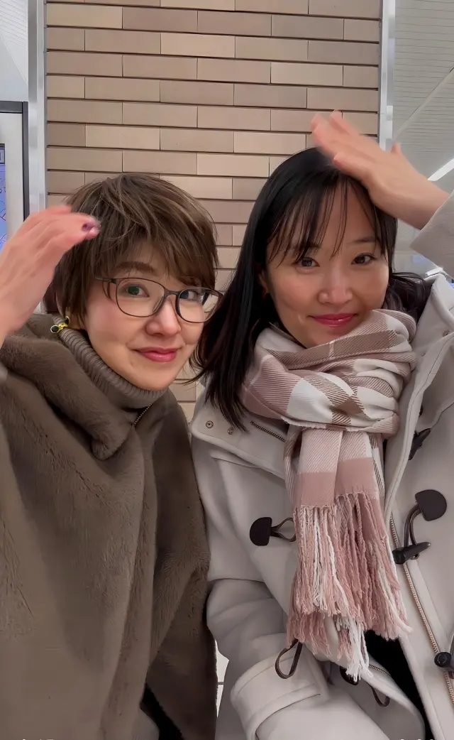 夜はお楽しみのディナーへ。の画像_1