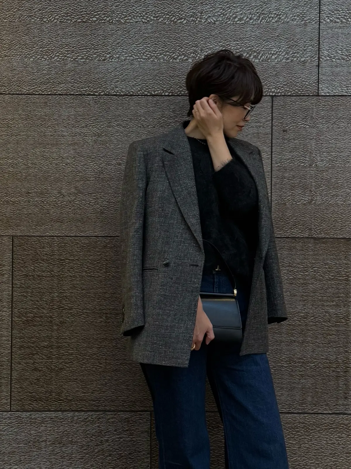 ツイードジャケットを纏う週末の大人カジュの画像_1