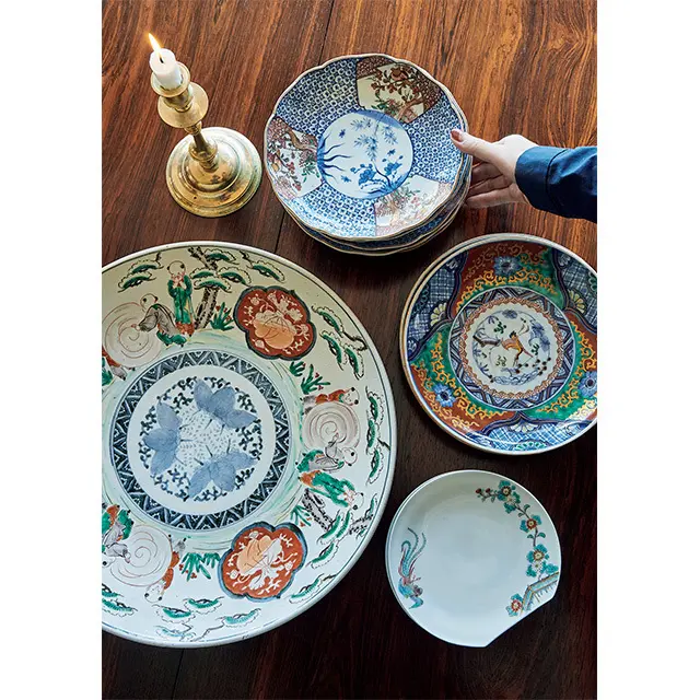 柿右衛門窯の器や古伊万里など、器はネットオークションなどで購入。