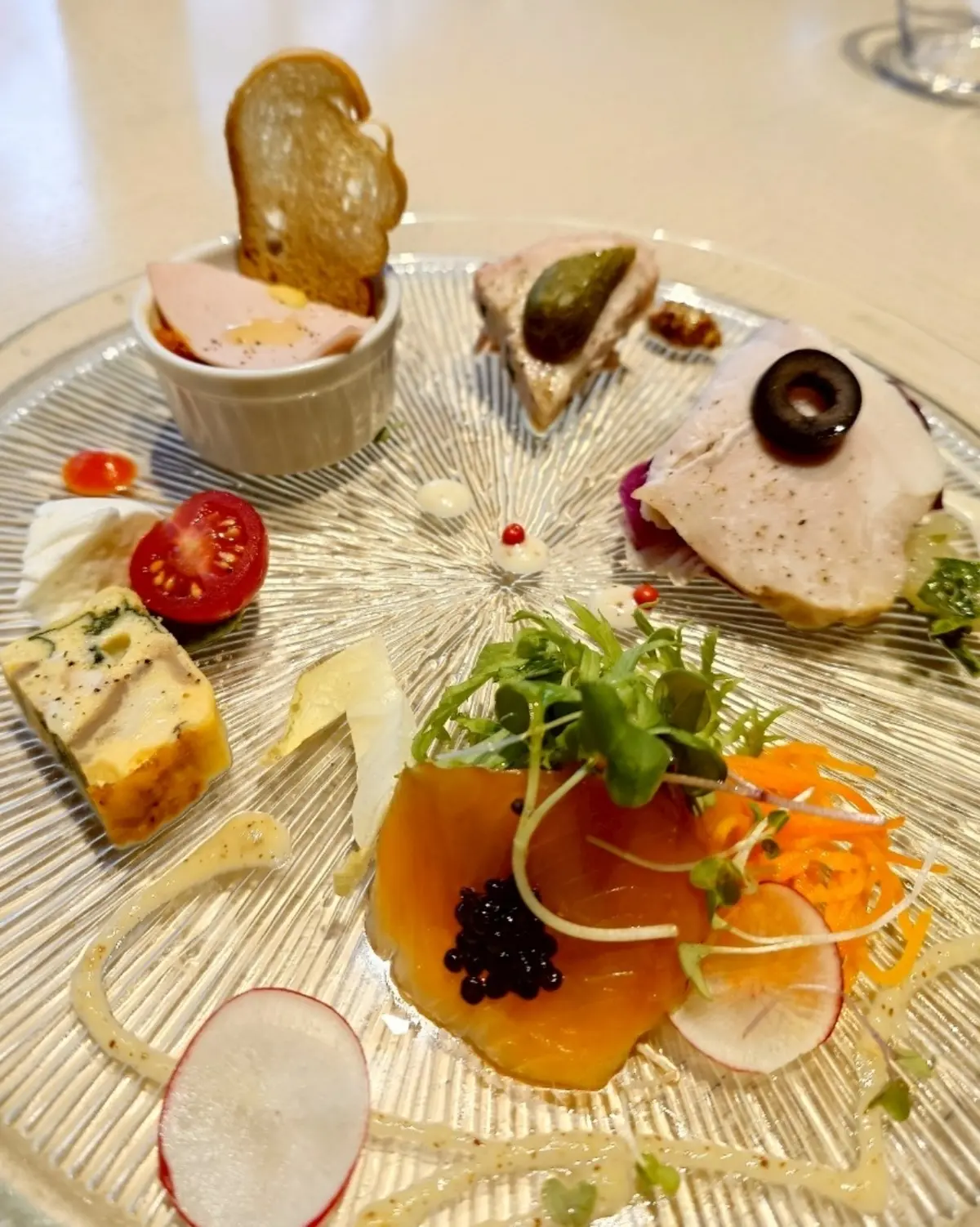 TEIEN Restaurant comodo