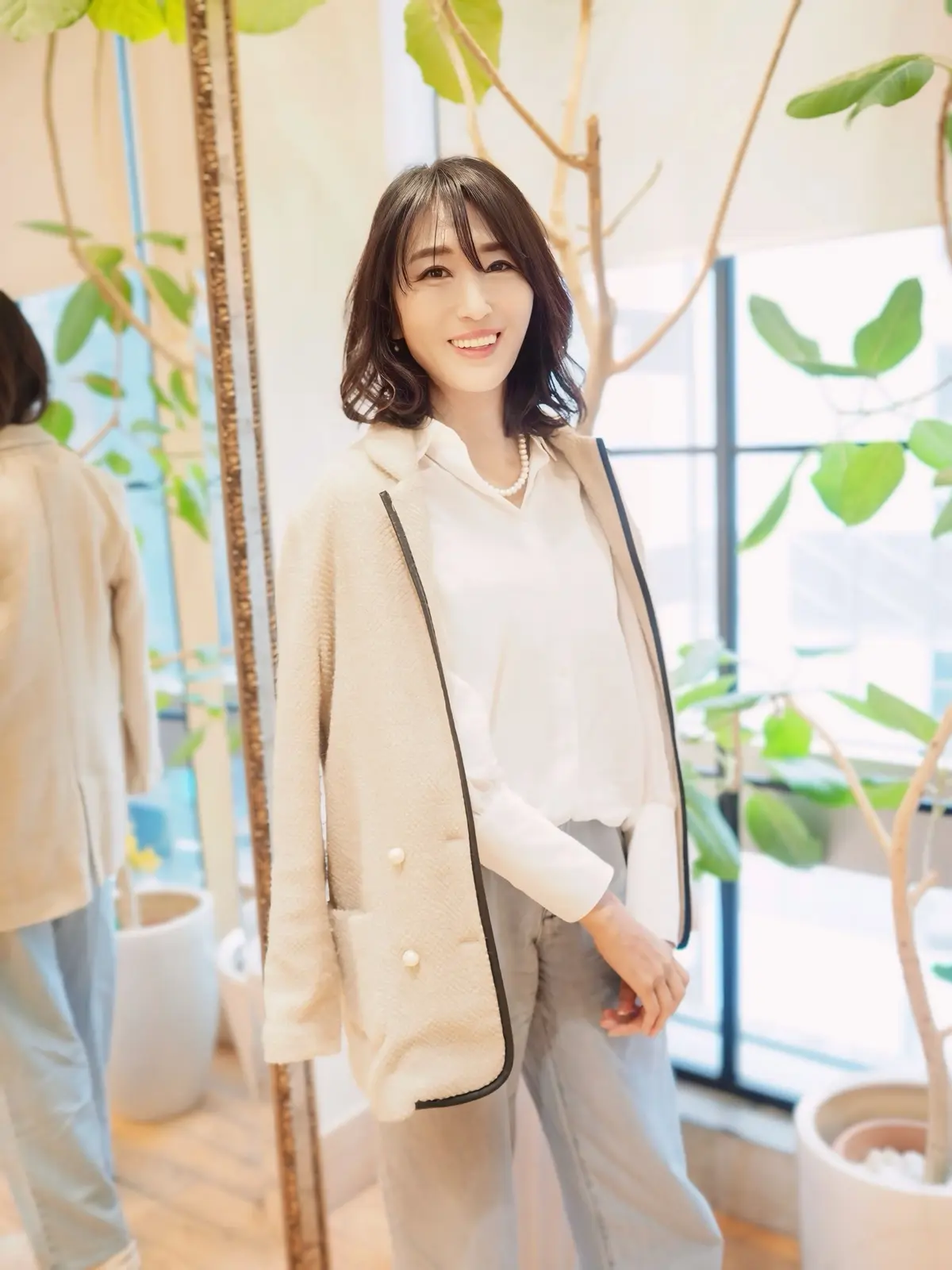 UNIQLO ドレープデニムタックパンツ（丈標準72～74cm）商品番号: 468848