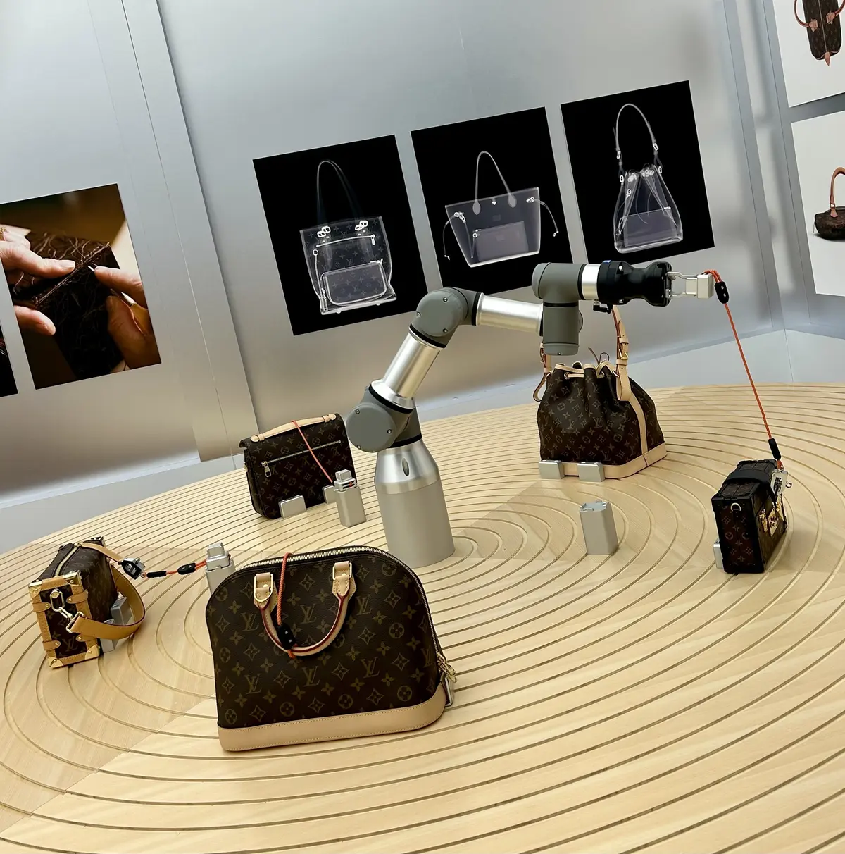 ルイ・ヴィトン「ビジョナリー・ジャーニーの画像_22